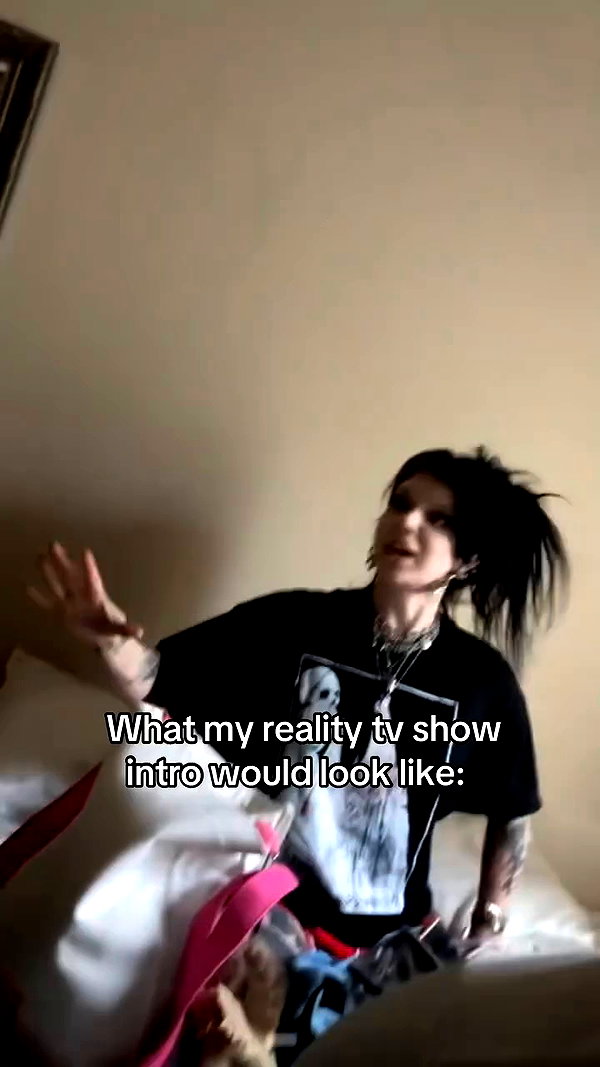 yeahimcaroline archive video preview