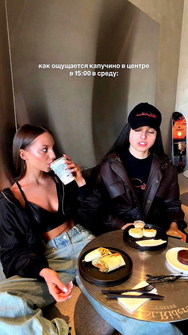 ariana_vomi archive video preview
