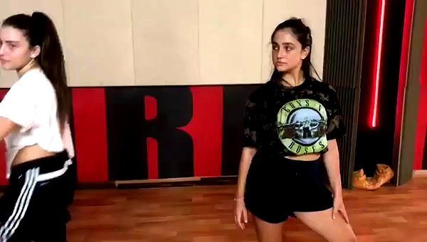 yuval_raz archive video preview
