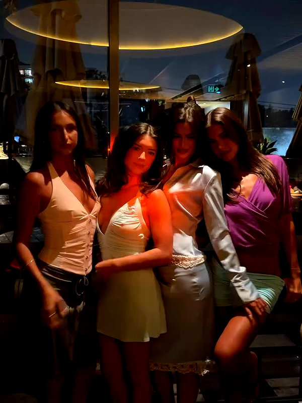 oliviaphillipps archive video preview