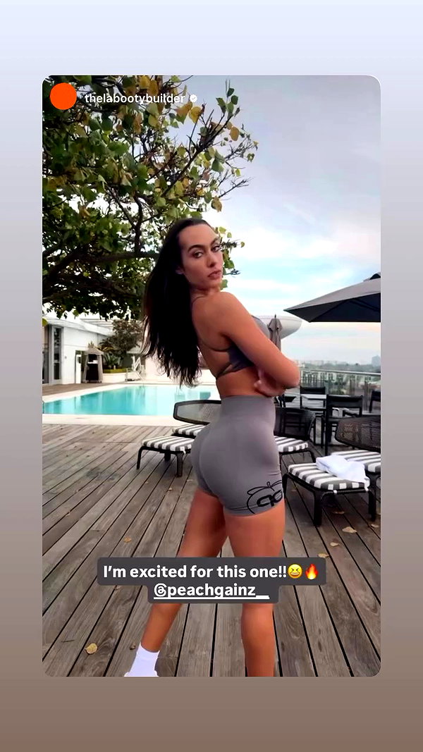 peachgainz__ archive video preview
