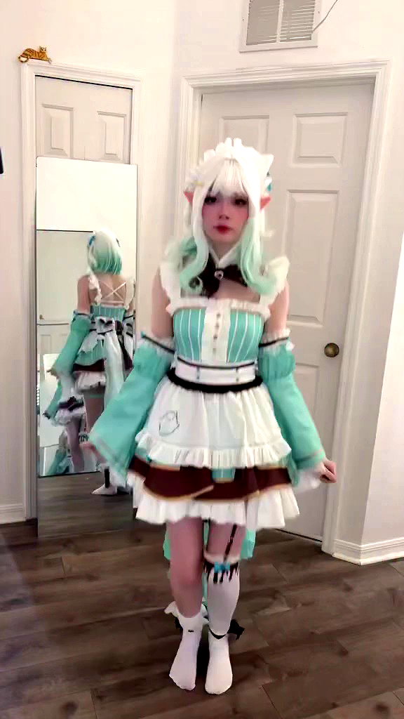 lolyomie2 archive video preview