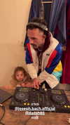 roni_ackerman Altpins Profile Picture