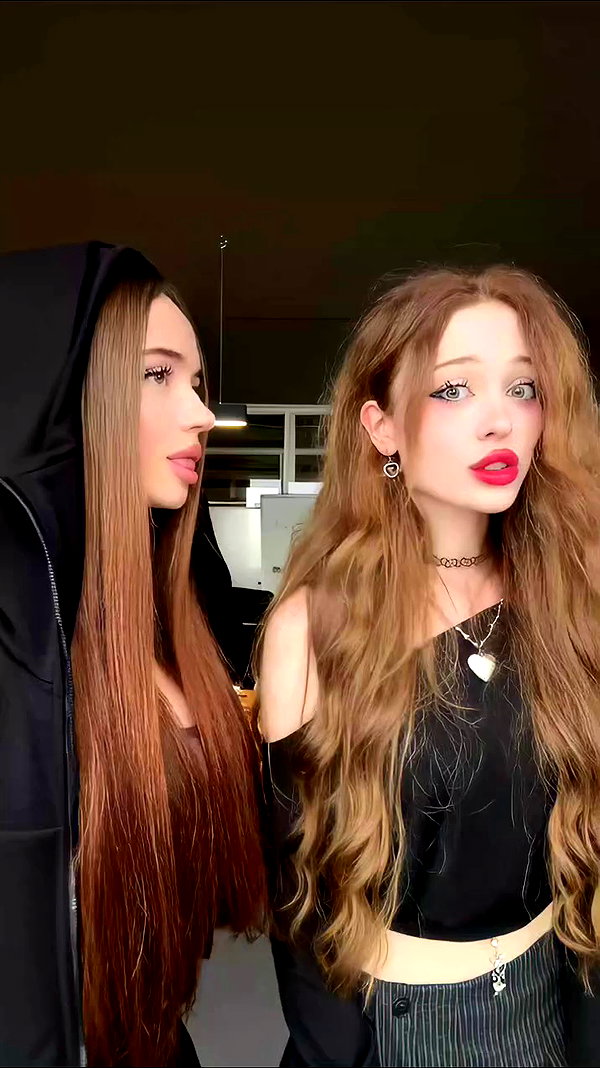kissm.eliza archive video preview
