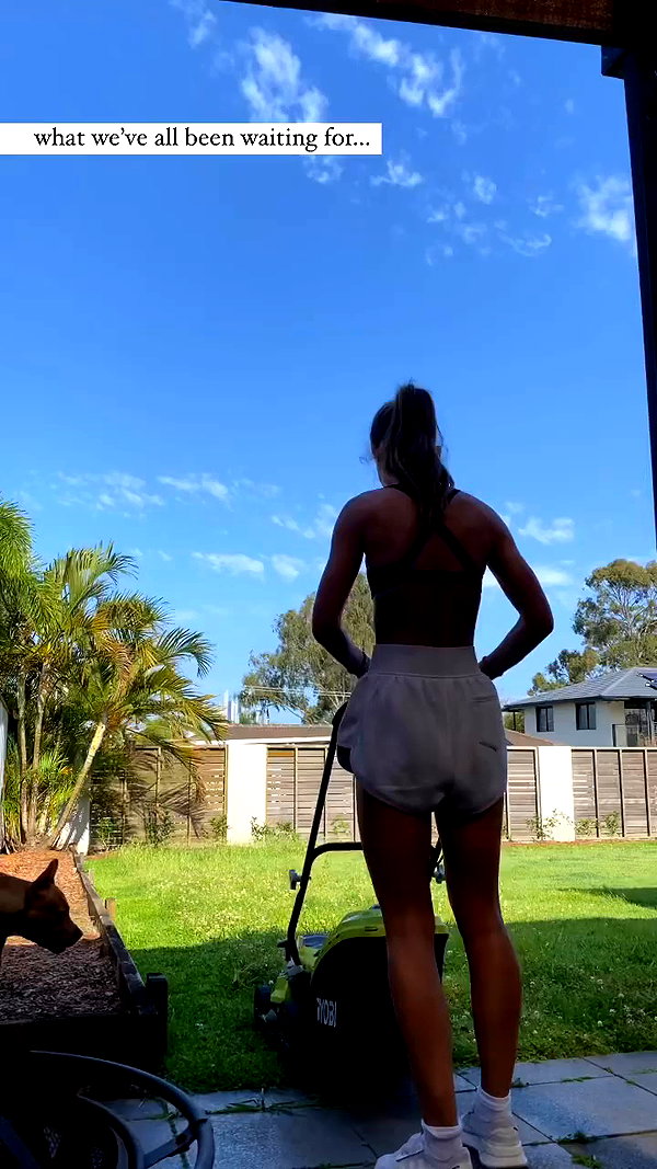 olivia.mathers archive video preview