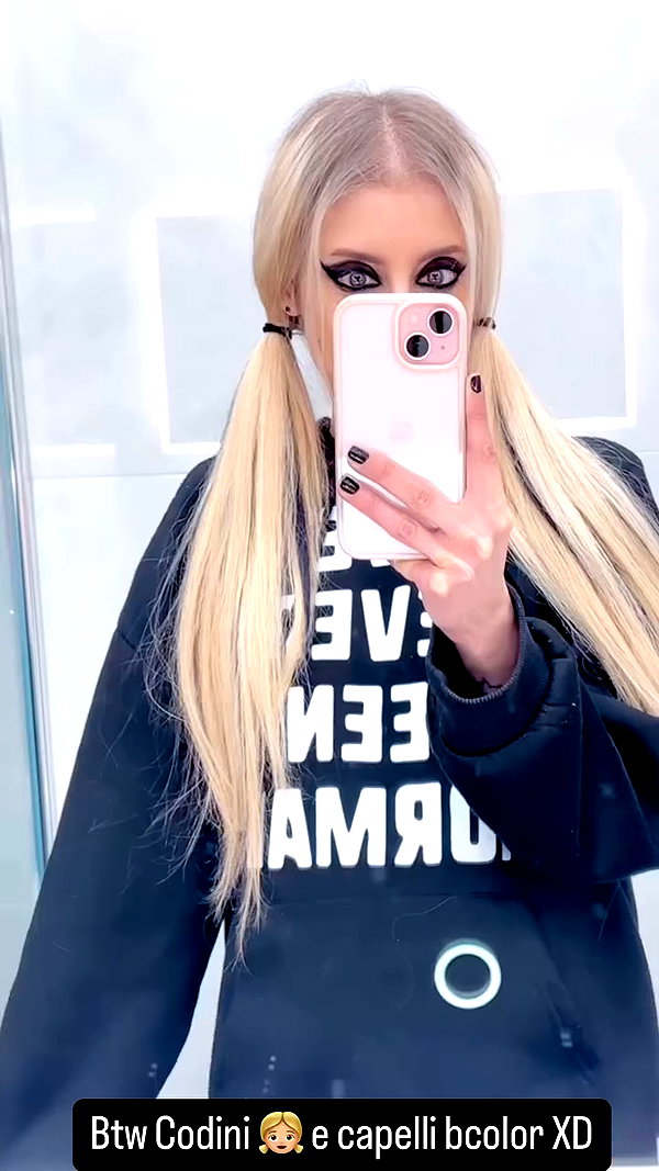 roxiechelon2 archive video preview