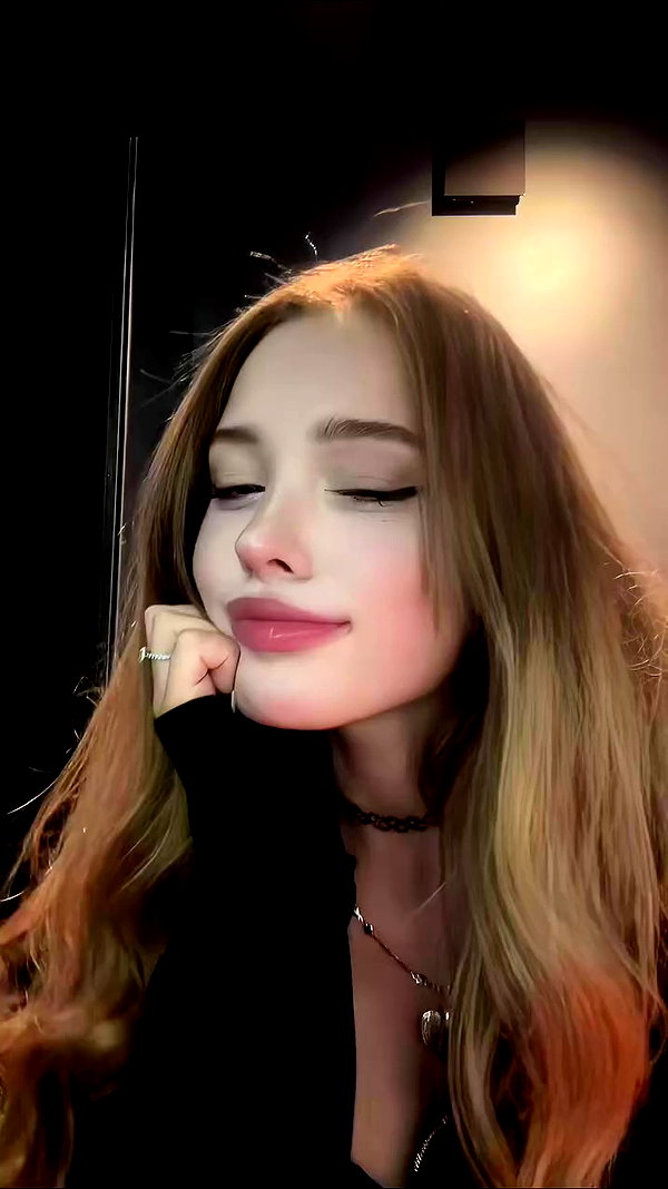 kissm.eliza archive video preview