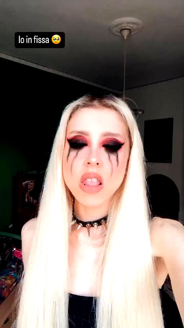 roxiechelon2 archive video preview