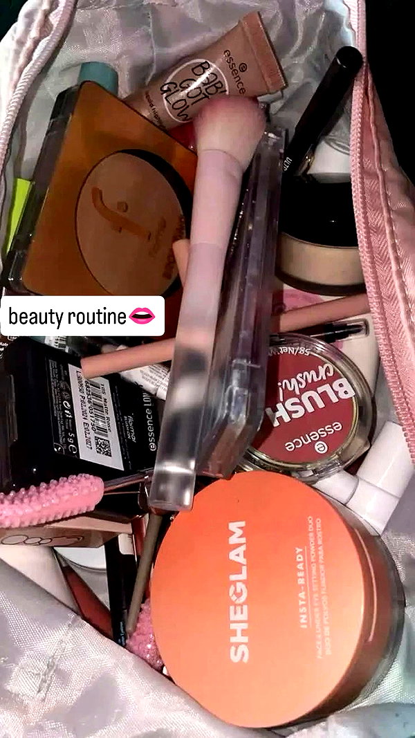 leah_strawberrycake archive video preview