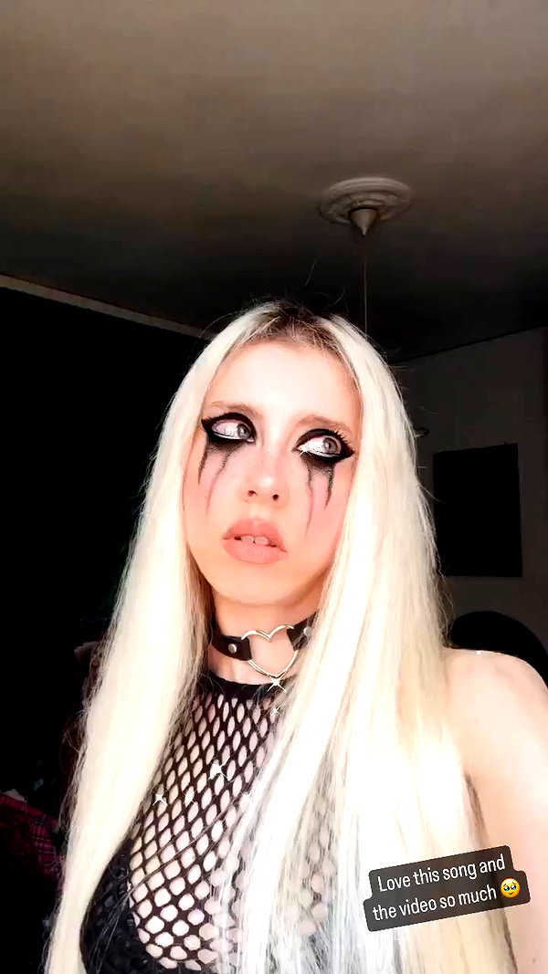roxiechelon2 archive video preview