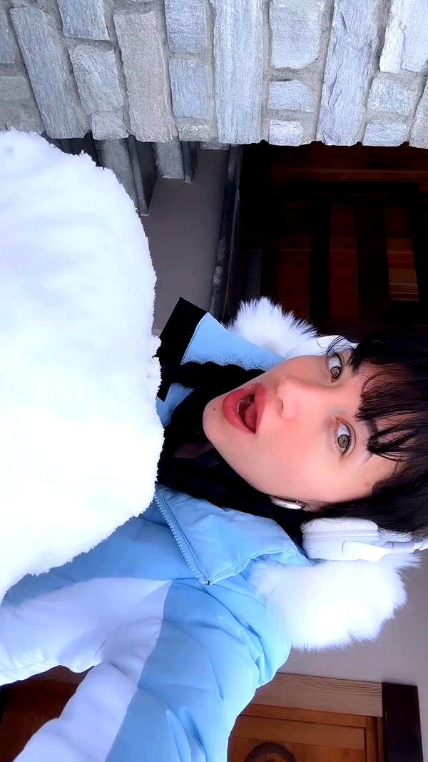 romi_henenson archive video preview