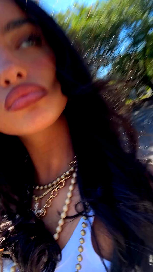 ellachristo archive video preview