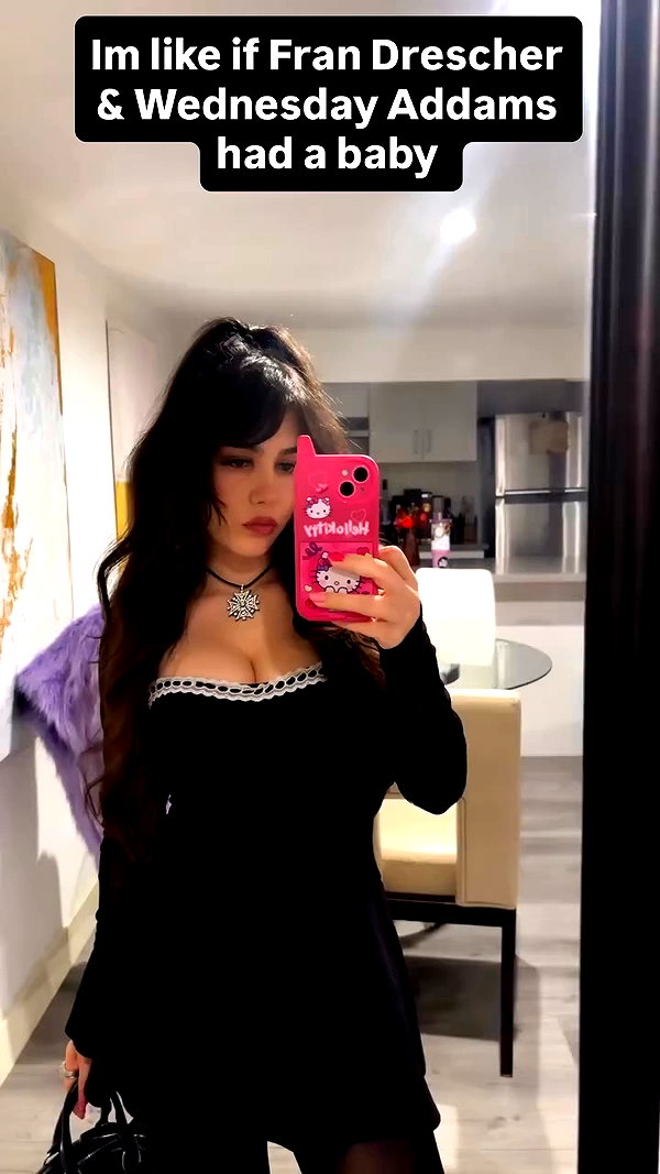 hannahdollas archive video preview