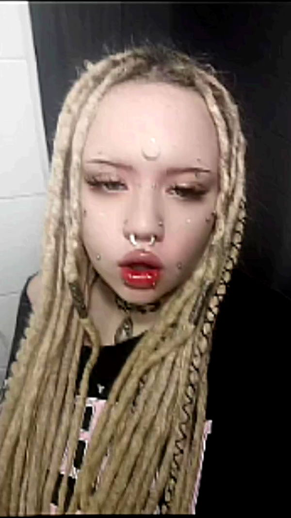 moonyyyya archive video preview