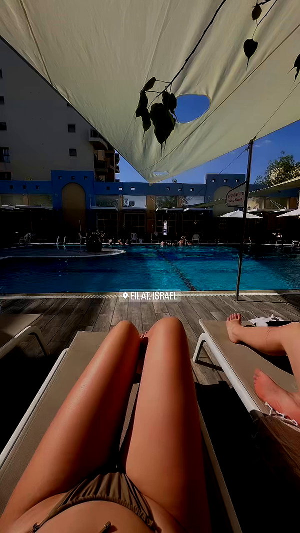 _b__eva__ archive video preview