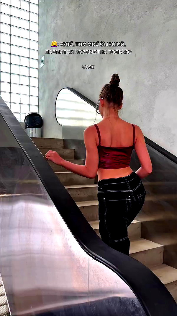 ariana_vomi archive video preview