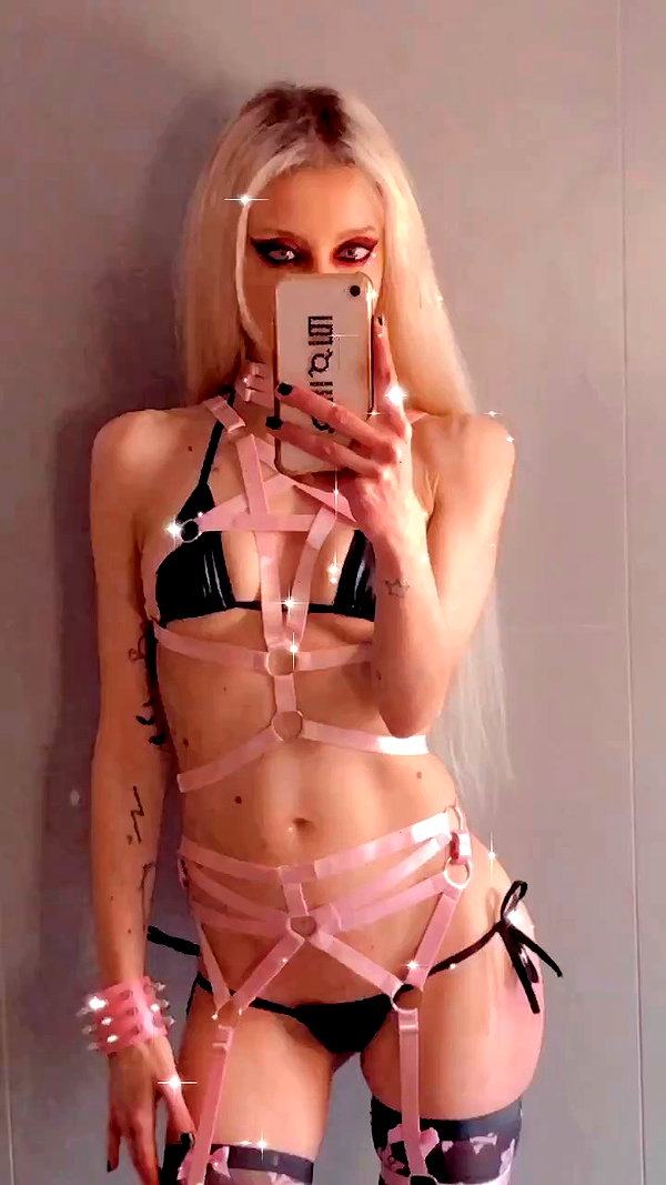 roxiechelon2 archive video preview