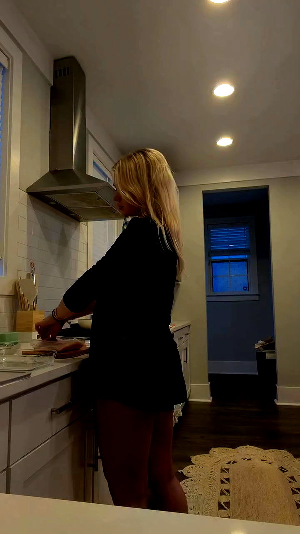 katiesigmond archive video preview