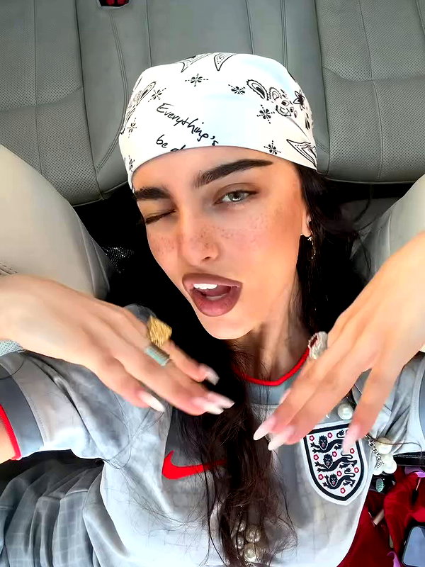 ellachristo archive video preview