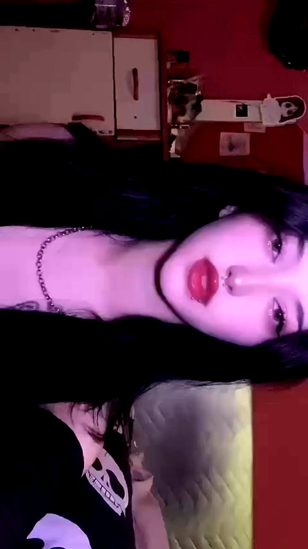 madamist_ archive video preview
