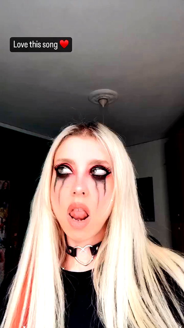 roxiechelon2 archive video preview