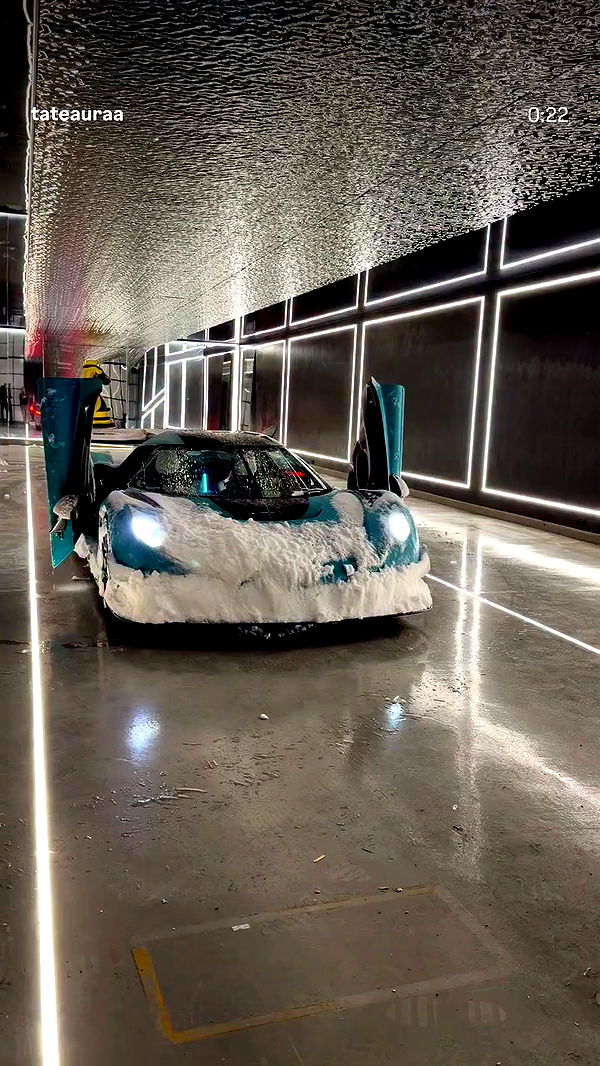 tateauraa archive video preview