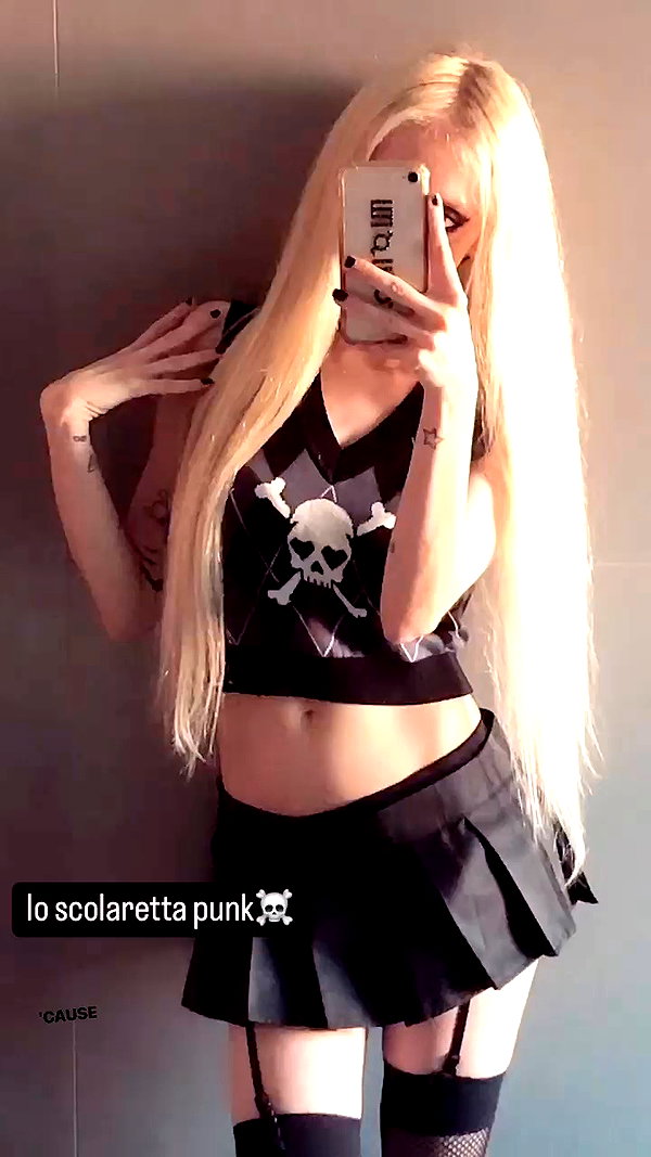 roxiechelon2 archive video preview