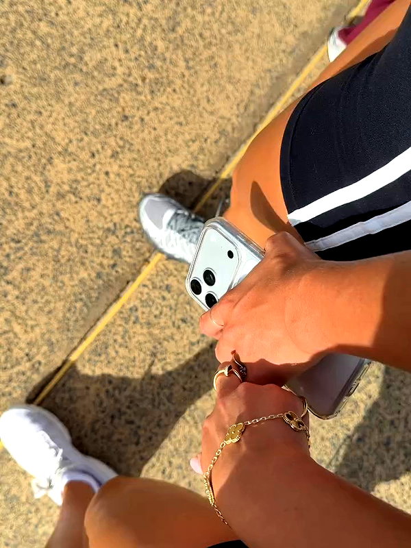 oliviaphillipps archive video preview