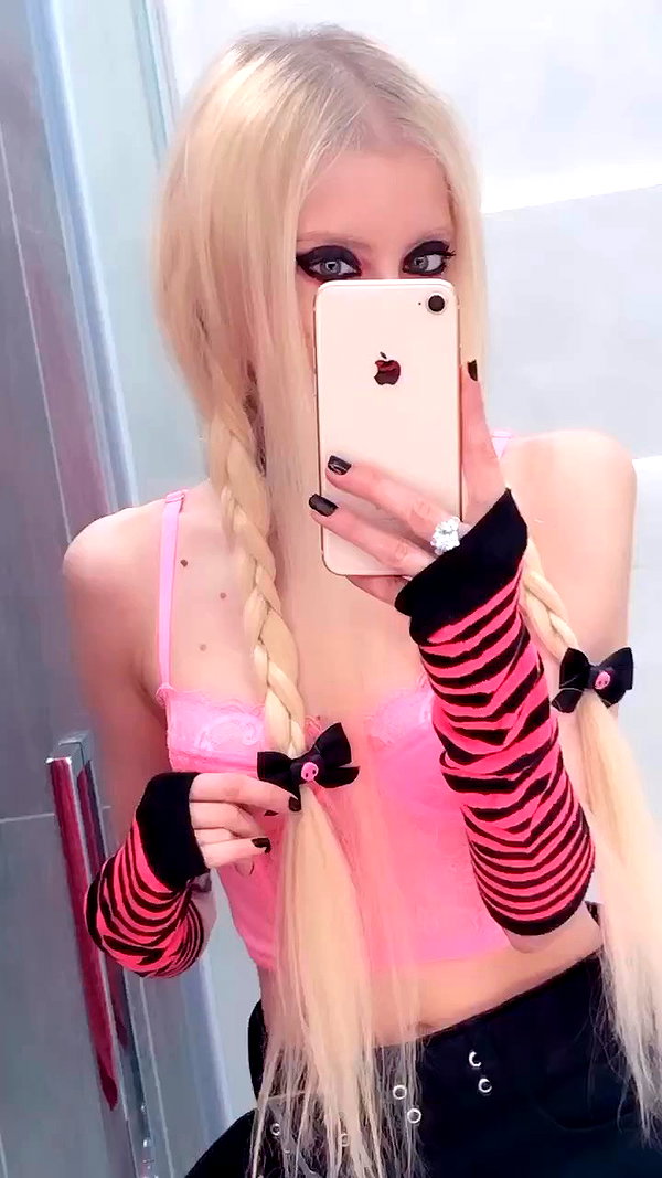 roxiechelon2 archive video preview