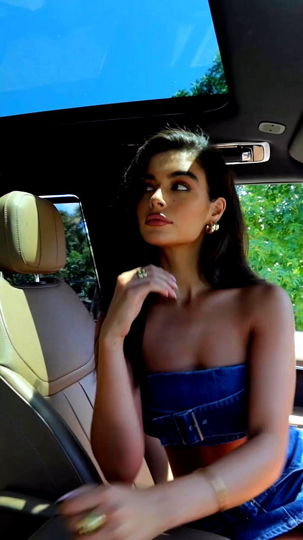 oliviaphillipps archive video preview