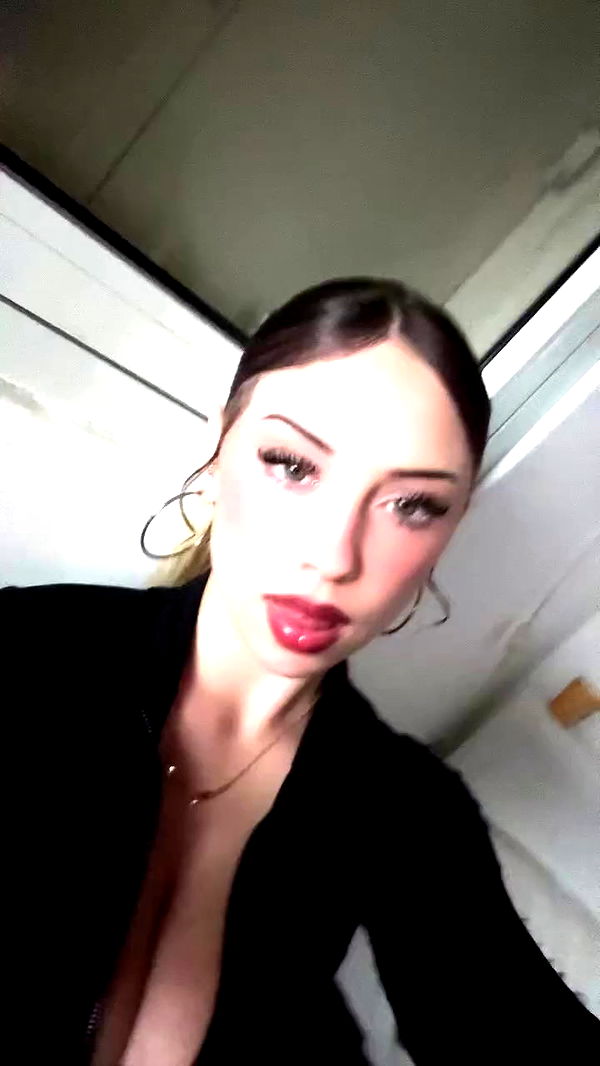 mariana.ostap archive video preview