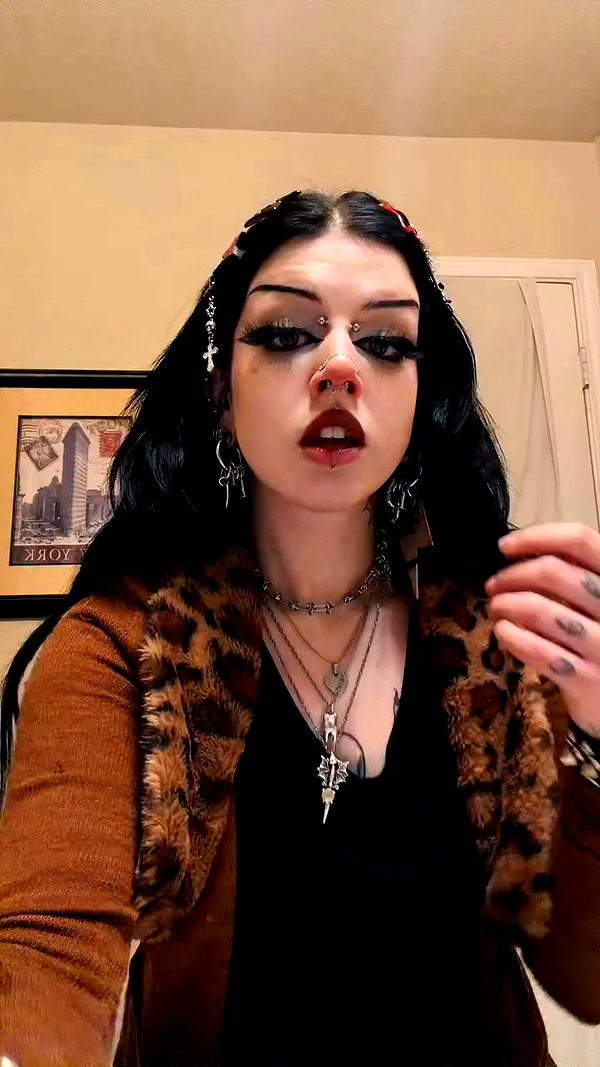 yeahimcaroline archive video preview