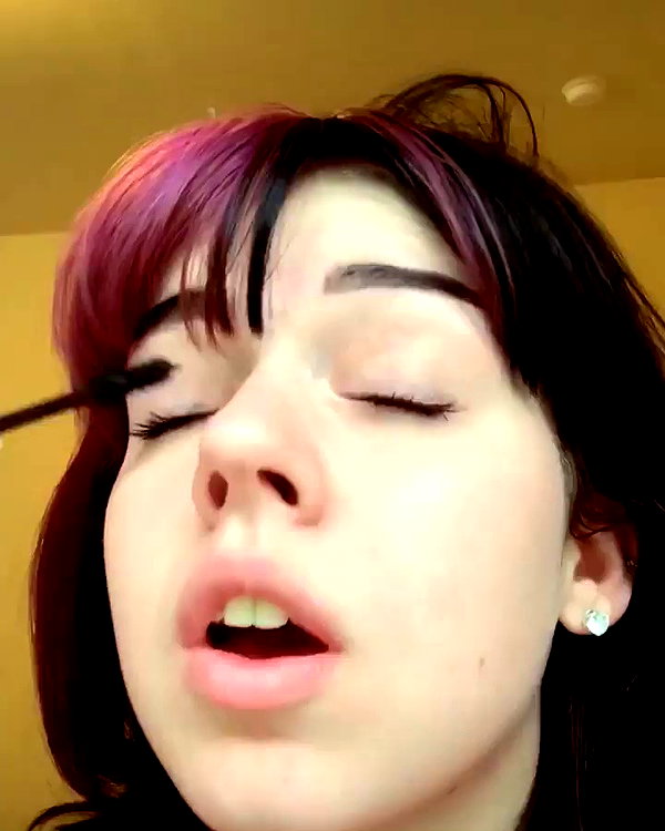 yeahimcaroline archive video preview