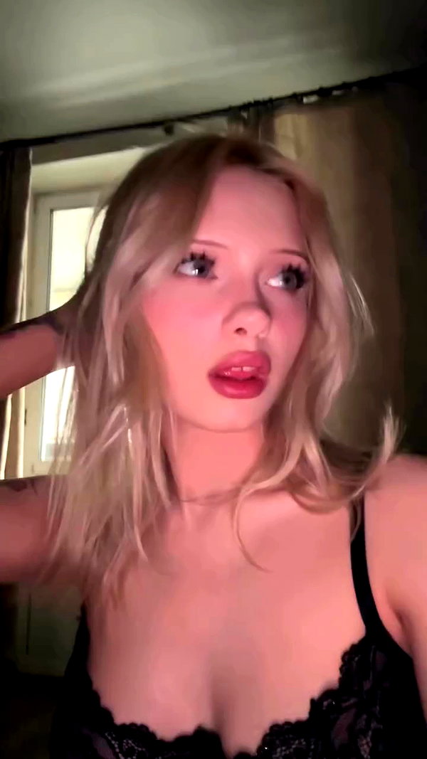 lip.sash archive video preview