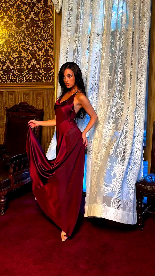 ellachristo archive video preview
