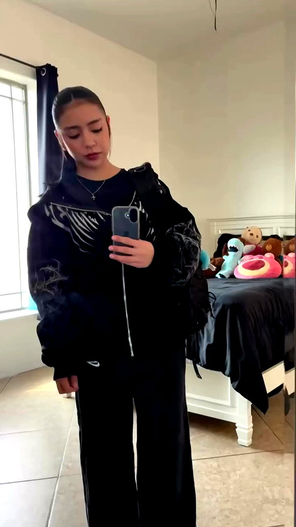 lesliem4rtinez archive video preview