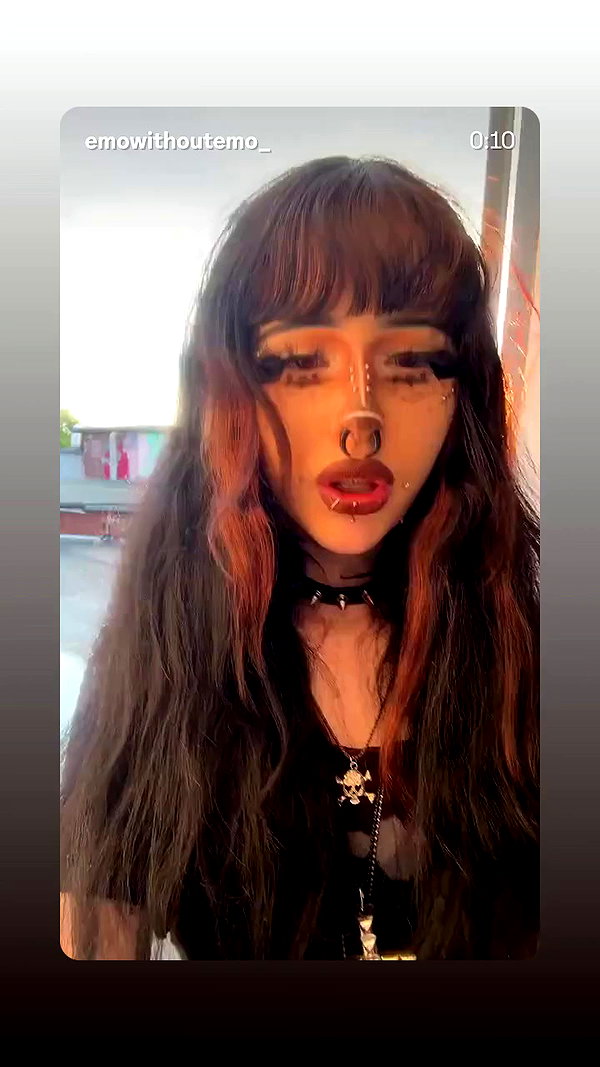 emowithoutemo_ archive video preview