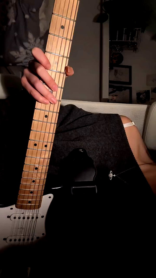 officialmiji640 archive video preview