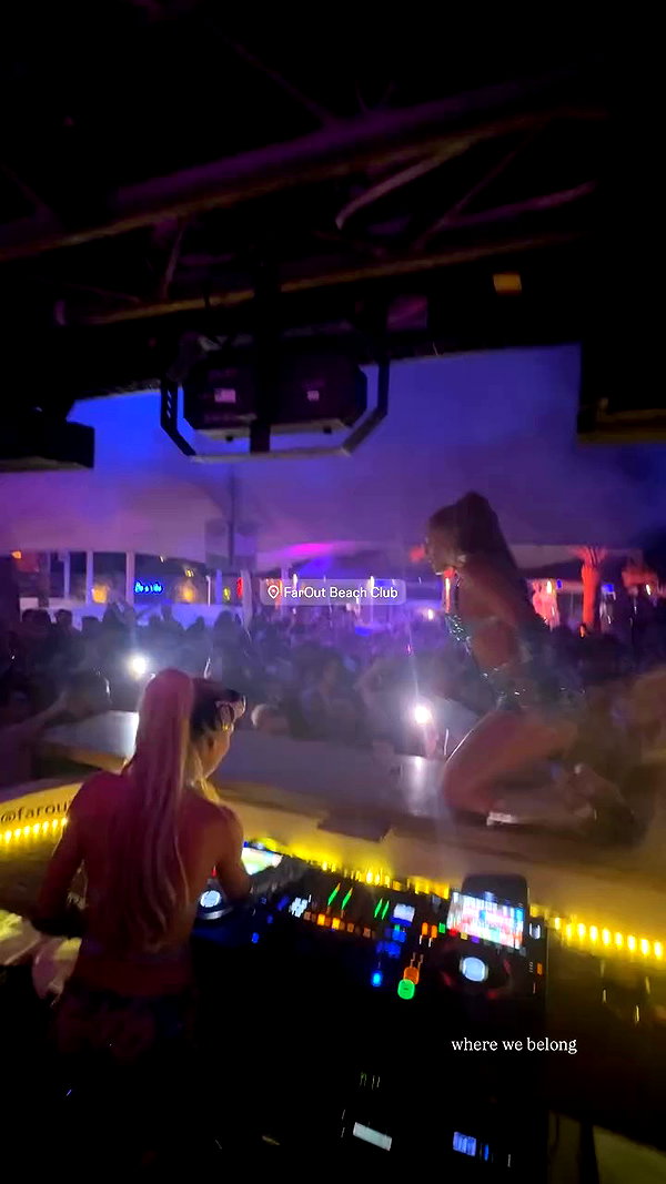 isabella.lauren archive video preview
