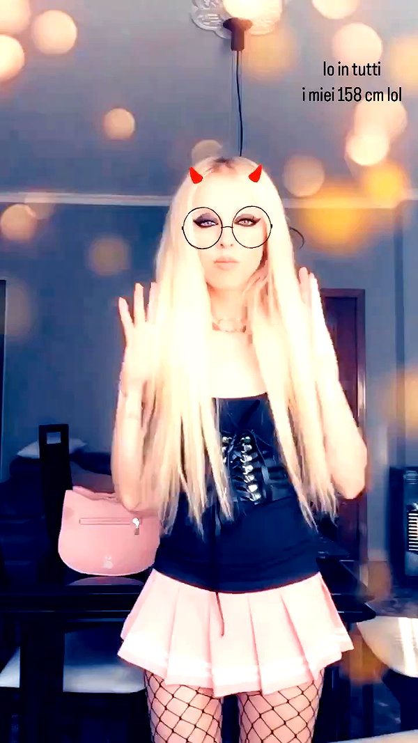 roxiechelon2 archive video preview