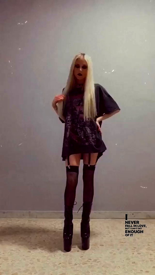 roxiechelon2 archive video preview
