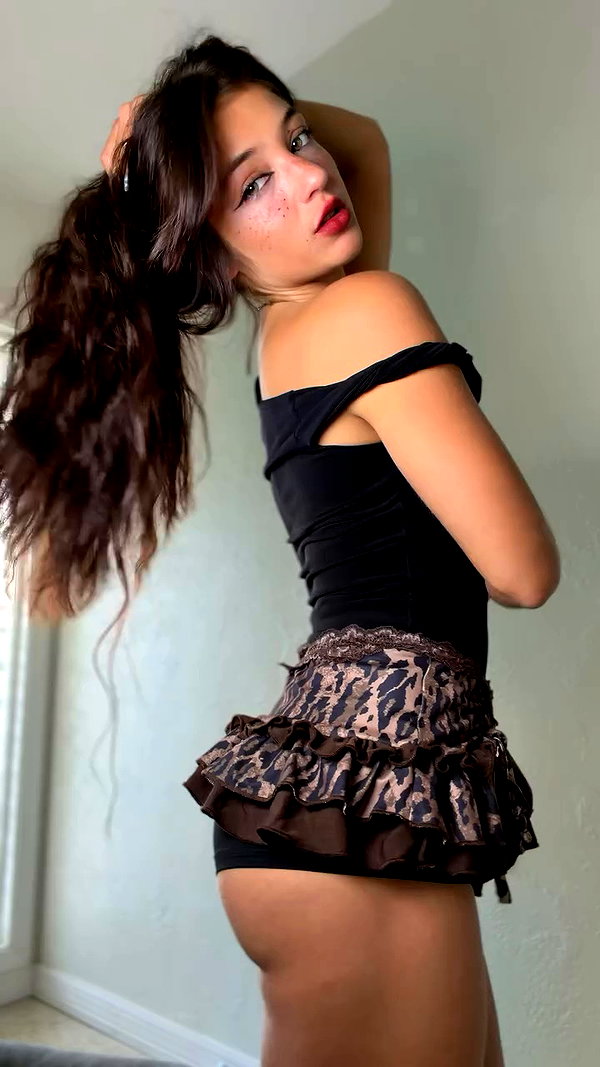 daniellebarnaa archive video preview