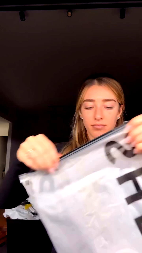 annezivi archive video preview