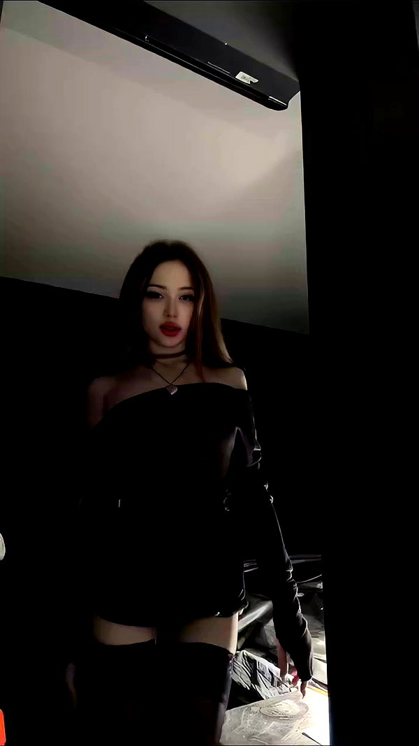 kissm.eliza archive video preview