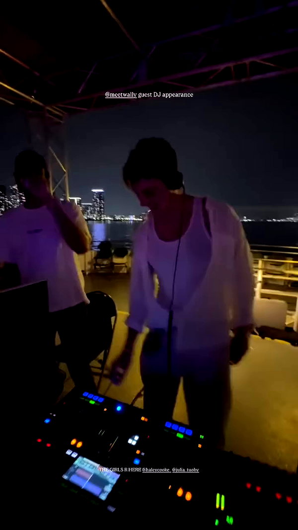 isabella.lauren archive video preview