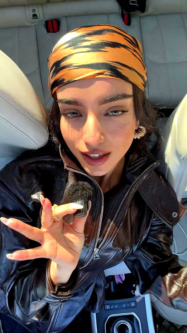 ellachristo archive video preview