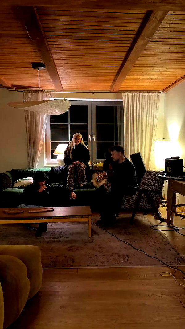 faeaugustmusic archive video preview