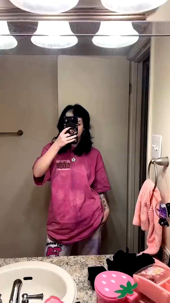 yeahimcaroline archive video preview