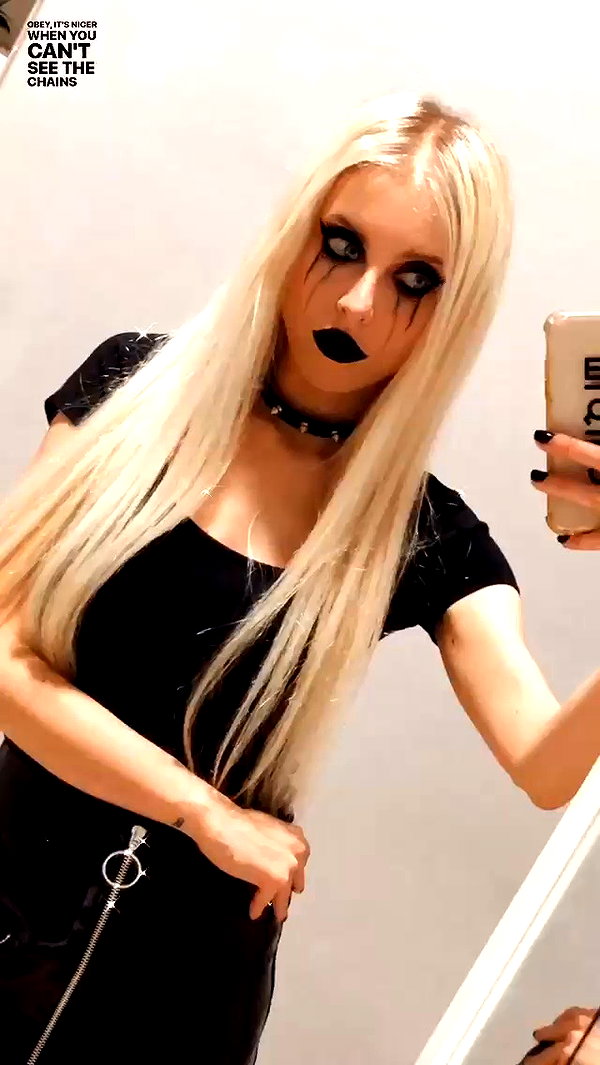 roxiechelon2 archive video preview