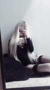 roxiechelon2 Altpins Profile Picture